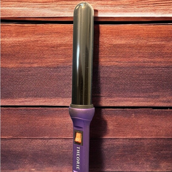 Theorie Professional Classic Clipless Curling Wand Iron Purple 1.25 inch Barrel - Picture 2 of 2